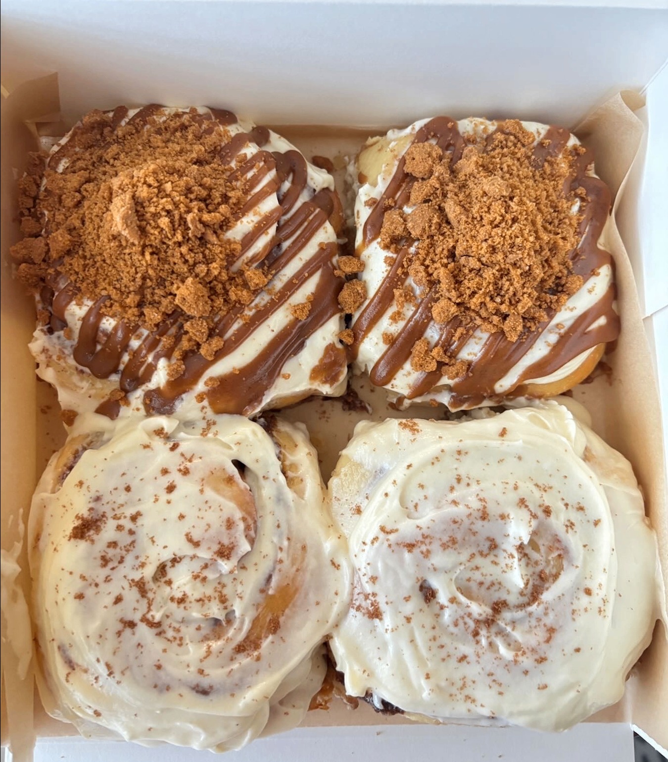 Cinnamon rolls Fenua Rollz